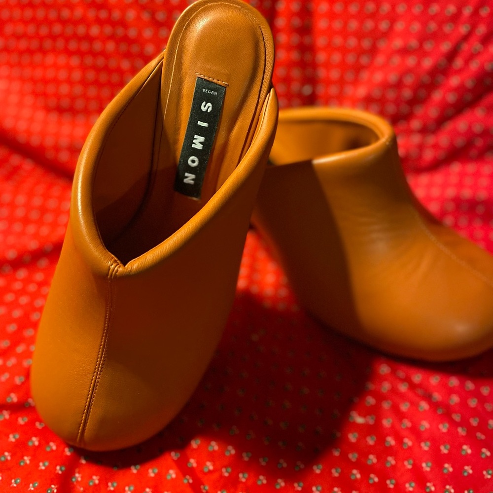 SIMON MILLER BUBBLE HEEL size 8